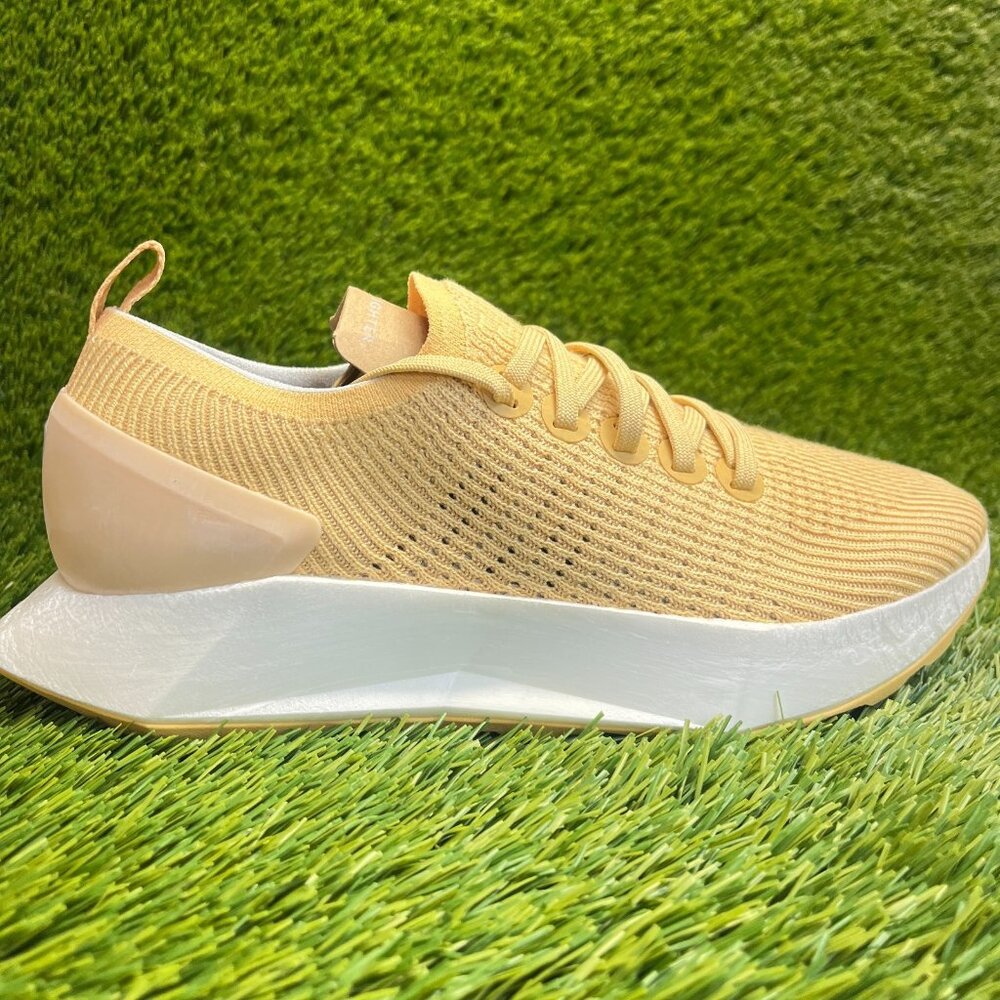 Allbirds Tree Flyer Mens Size 8 Lux‎ Beige White Athletic Running Shoes Sneakers